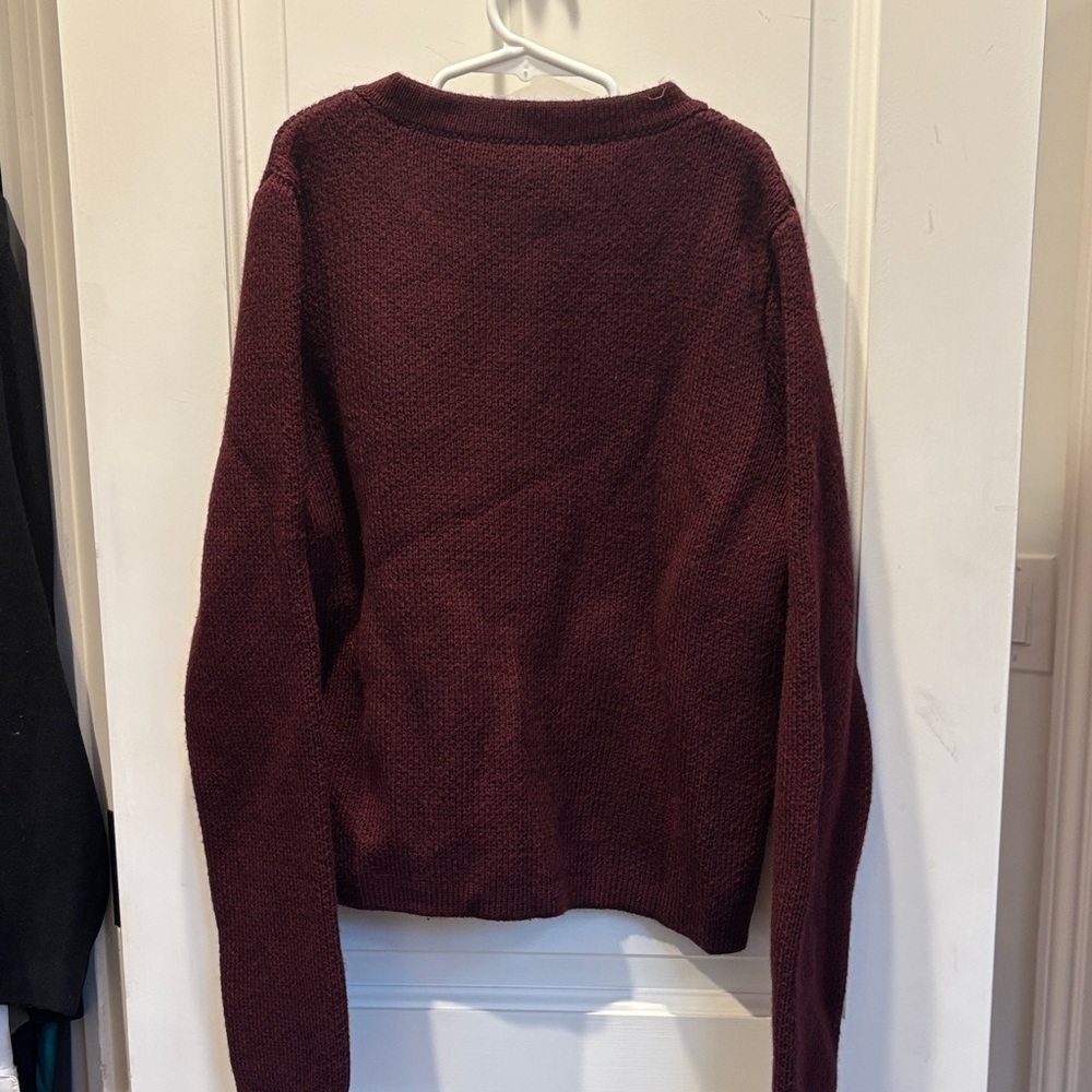 Zara Maroon Knit Cardigan with Gold Accents - Picture 4 of 4